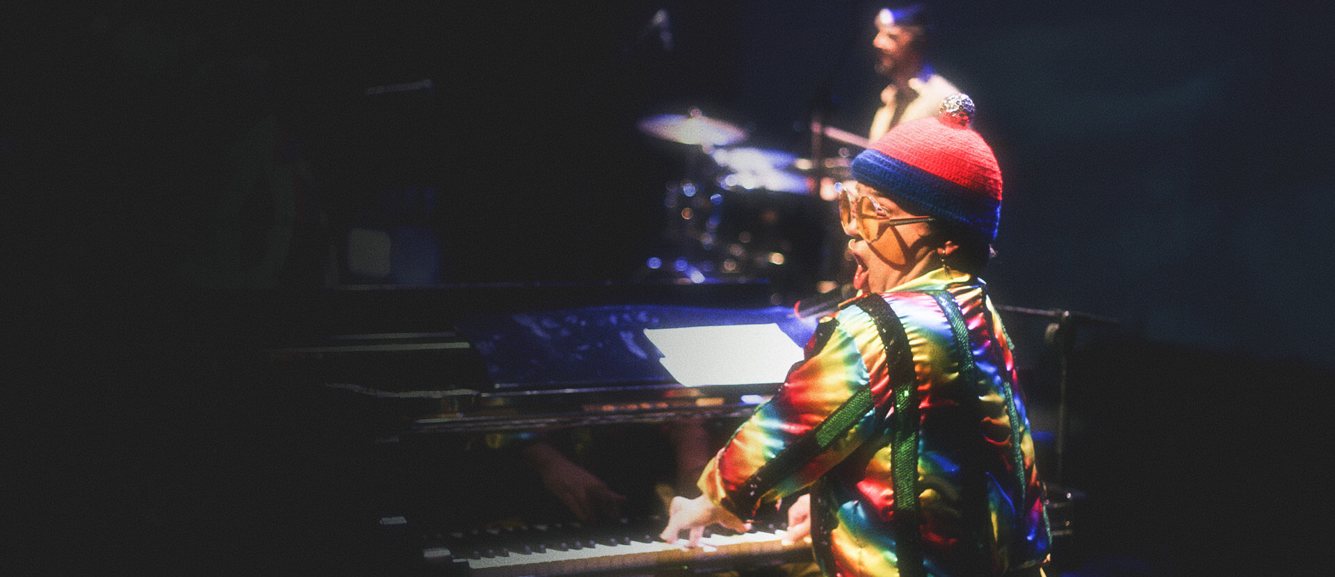 Maestro Rogério Martins como Elton John em Magic of Sound